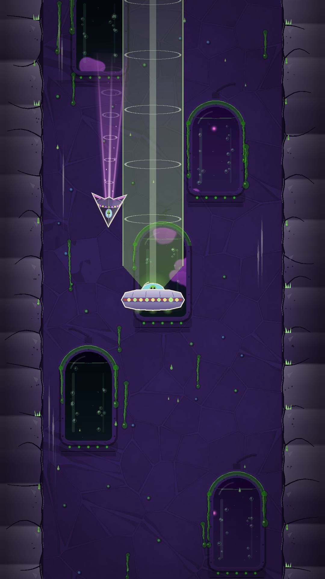 Aliens · Saucer
